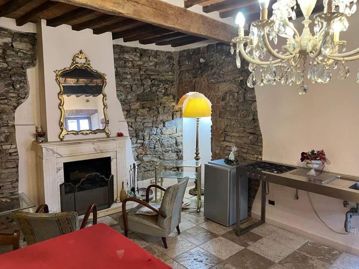 La Piazzetta Toscana B&B Campiglia Marittima Kültér fotó